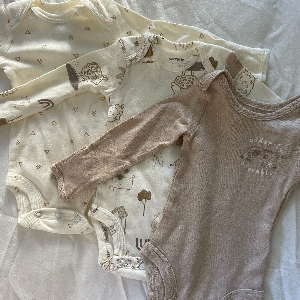 Newborn Bodysuit Bundle (5 pieces) longsleeve bodysuits, shortsleeve, caridgan